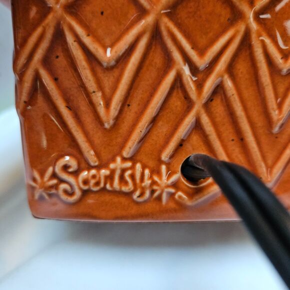 Scentsy "Savoy" Large Wax Warmer - Burnt Orange - Picture 6 of 11